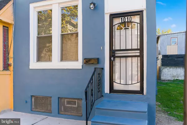 Camden, NJ 08103,1010 S 3RD ST