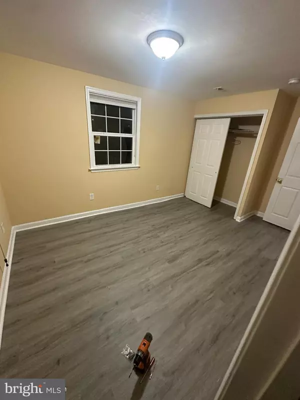 Landover, MD 20785,1108 GONDAR AVE