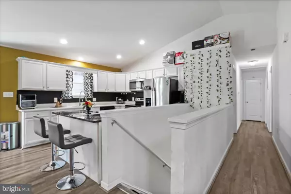 Harpers Ferry, WV 25425,1496 ROLLING LN