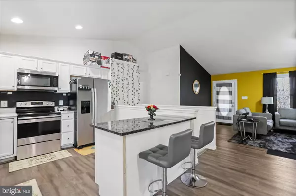 Harpers Ferry, WV 25425,1496 ROLLING LN