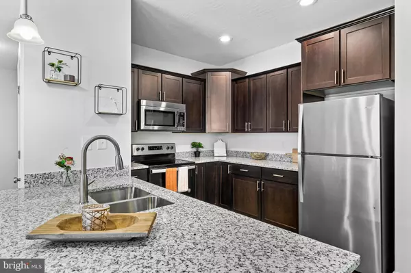 Hanover, PA 17331,1014 ADMIRAL LANE #301