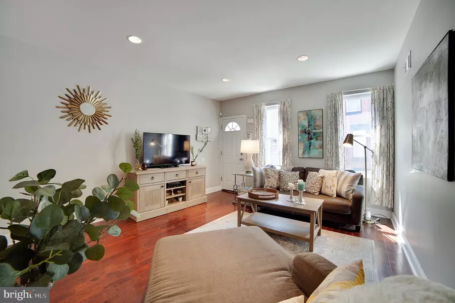 2117 TITAN ST, Philadelphia, PA 19146