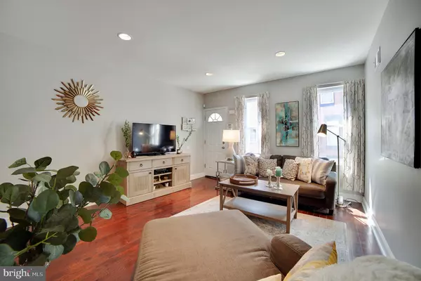 2117 TITAN ST, Philadelphia, PA 19146