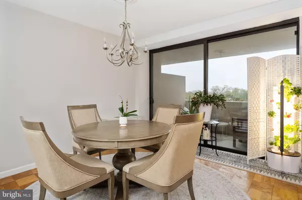 Arlington, VA 22203,4141 N HENDERSON RD #702