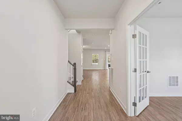 Waldorf, MD 20603,2609 SKEETER CT