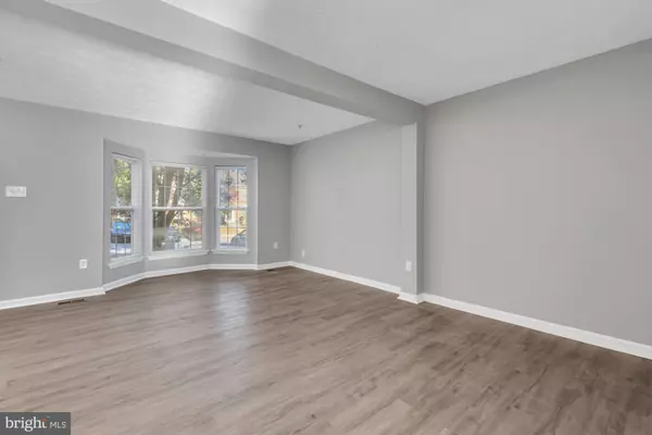 Owings Mills, MD 21117,7 BLUESTEM CT