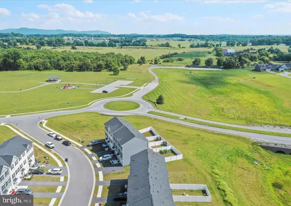 Martinsburg, WV 25403,63 OGUNQUIT DR