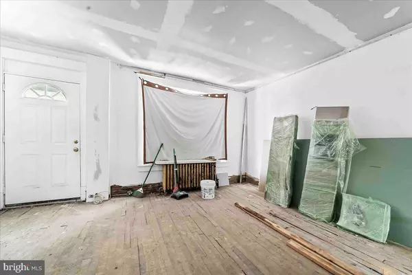 Philadelphia, PA 19143,5536 PINE ST