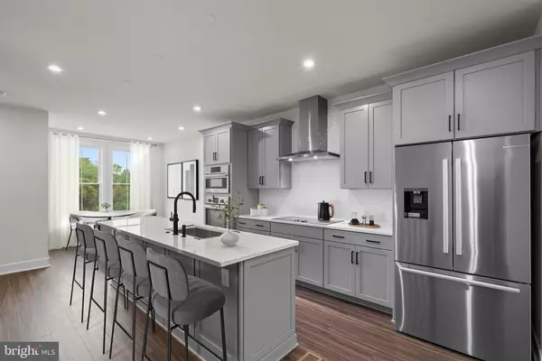 Herndon, VA 20171,2676 RIVER BIRCH RD