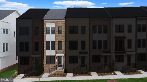 2676 RIVER BIRCH RD, Herndon, VA 20171