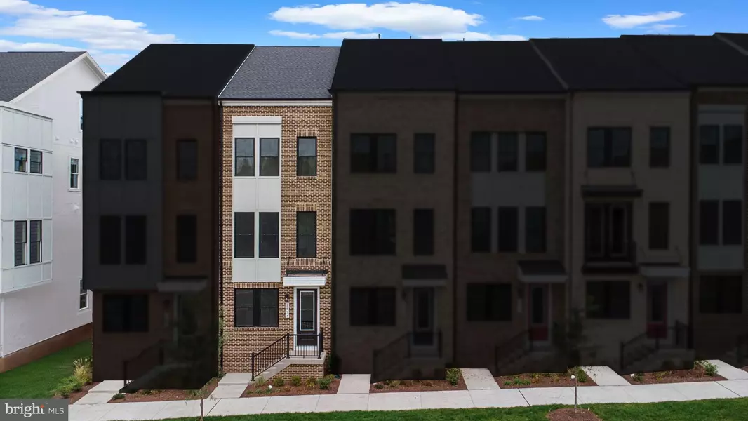 2676 RIVER BIRCH RD, Herndon, VA 20171