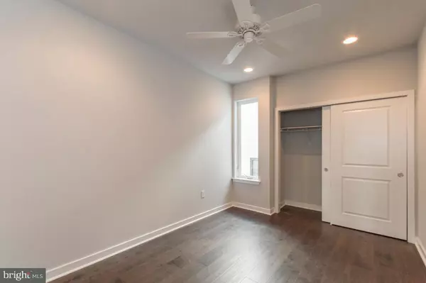 Philadelphia, PA 19127,107 COTTON ST #2