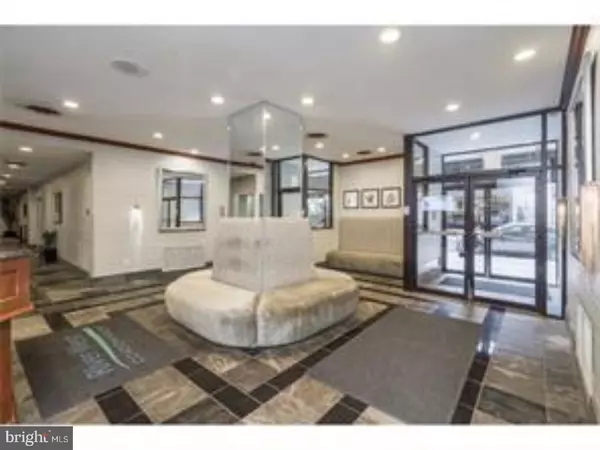 Philadelphia, PA 19103,2101 CHESTNUT ST #811