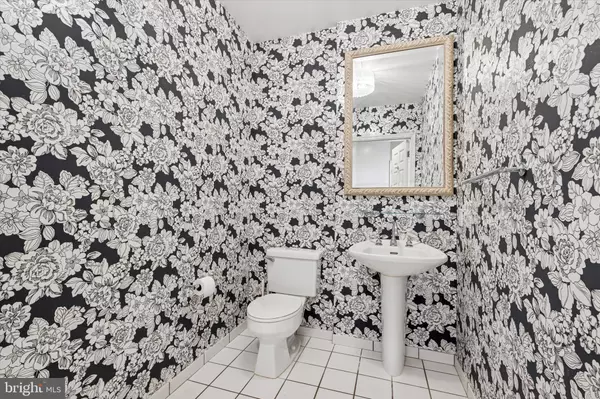 Philadelphia, PA 19103,1600 ARCH ST #2008