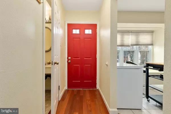 Silver Spring, MD 20904,3424 BRUTON PARISH WAY #25-169