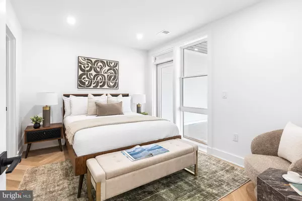 Washington, DC 20002,1124 FLORIDA AVE NE #104