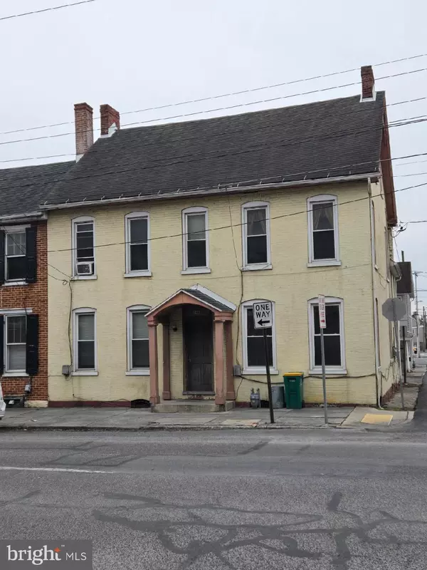 248 QUEEN ST E #3, Chambersburg, PA 17201