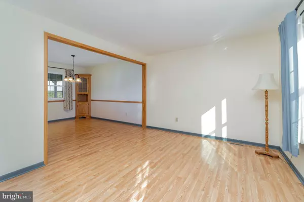 Harrisburg, PA 17112,5730 CLOVERDALE RD