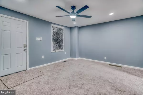 Philadelphia, PA 19124,4321 ELIZABETH ST