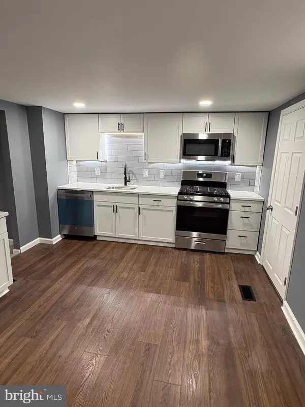 Philadelphia, PA 19124,4321 ELIZABETH ST