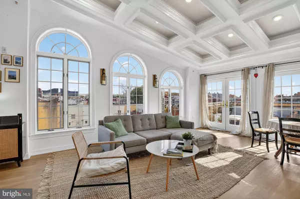 Philadelphia, PA 19107,1134 PINE ST #6