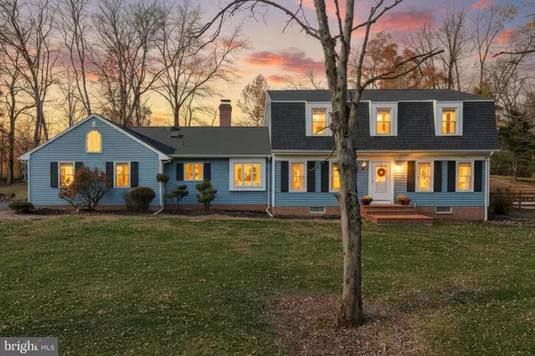 5821 N SALEM CHURCH RD, Dover, PA 17315