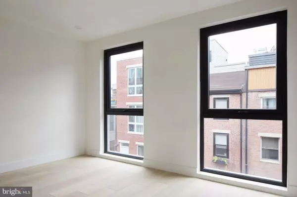 Philadelphia, PA 19130,2007 CAMBRIDGE ST #10