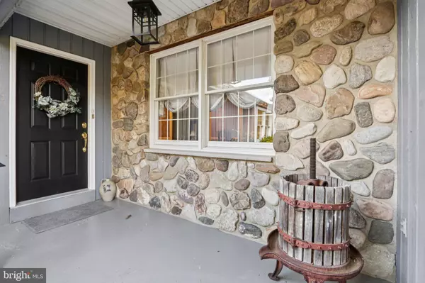 Marlton, NJ 08053,122 DEERFIELD AVE