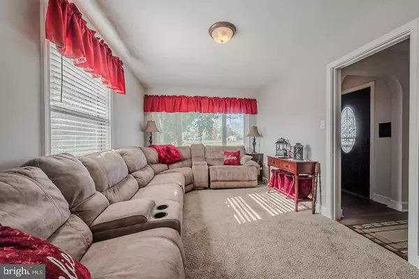 Felton, DE 19943,10289 S DUPONT HWY