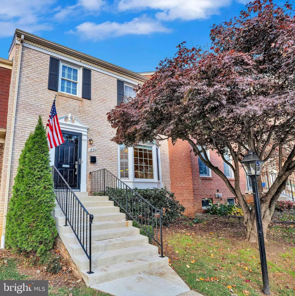 Reston, VA 20190,1840 GOLF VIEW CT