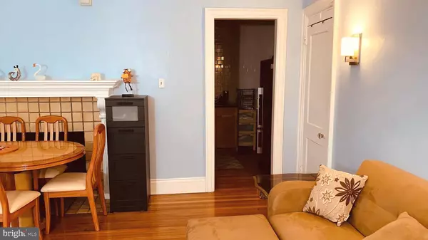 Philadelphia, PA 19143,4625-00 PINE ST #F103