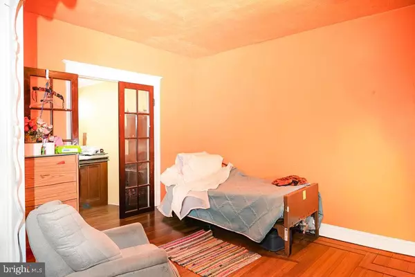 Baltimore, MD 21229,517 N EDGEWOOD ST