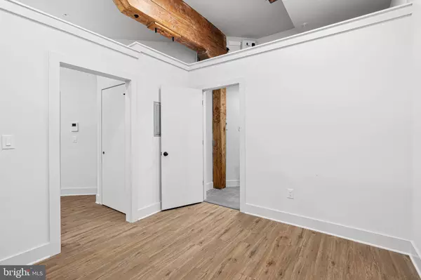 Philadelphia, PA 19127,201 LEVERINGTON AVE #101