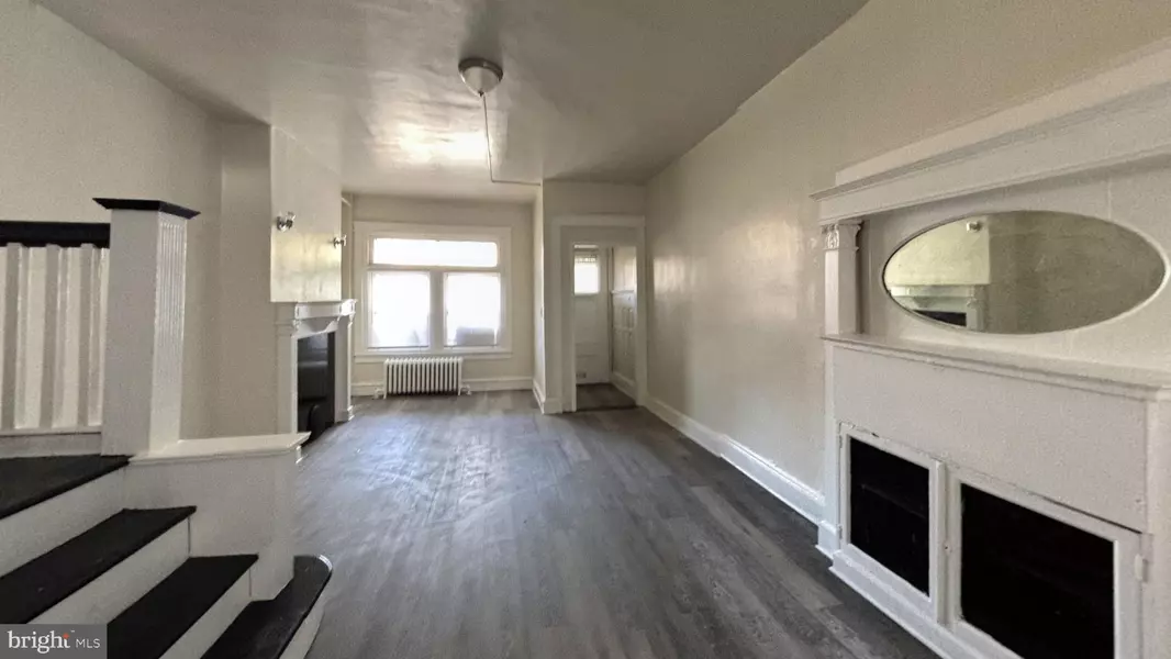 5330 RACE ST, Philadelphia, PA 19139