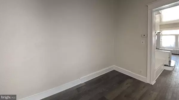 Philadelphia, PA 19139,5330 RACE ST