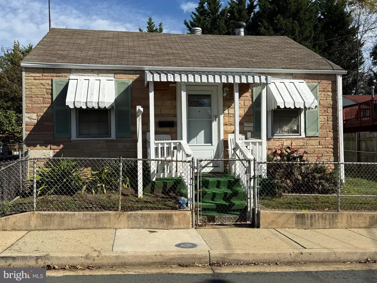 Arlington, VA 22207,1737 N CULPEPER ST