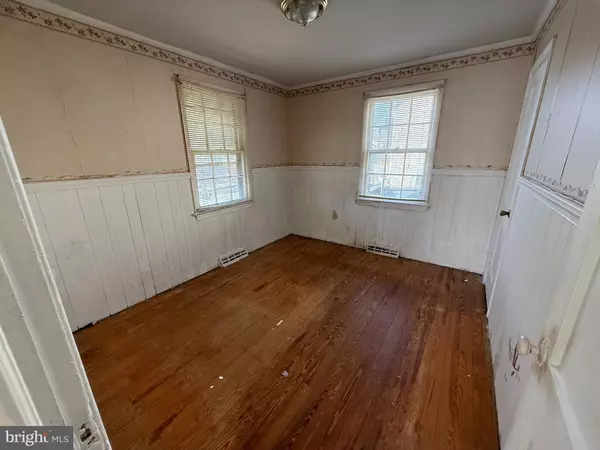 Arlington, VA 22207,1737 N CULPEPER ST