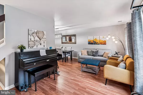 Lanham, MD 20706,10339 BROOM LN