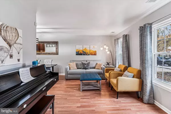 Lanham, MD 20706,10339 BROOM LN