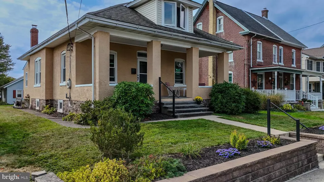 44 ADAMS AVE, Souderton, PA 18964