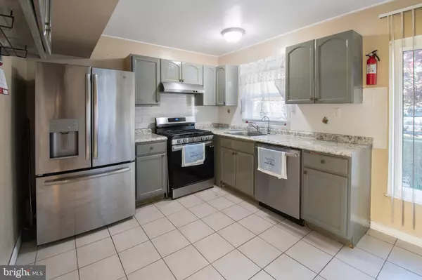 Willingboro, NJ 08046,218 SOMERSET DR