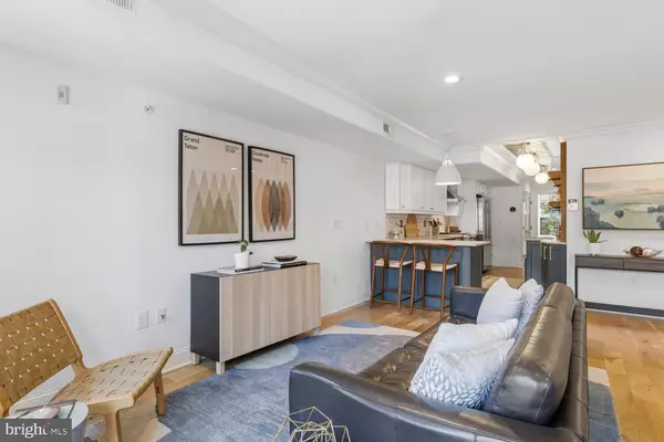 Philadelphia, PA 19130,753 N UBER ST #3