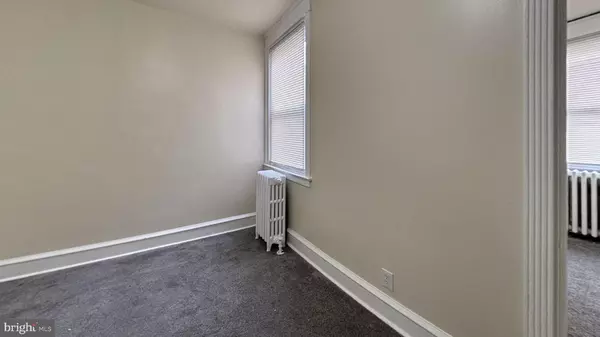 Upper Darby, PA 19082,7246 LAMPORT RD