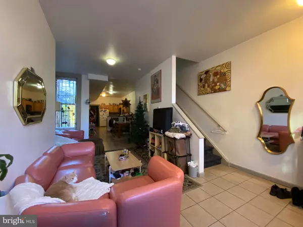 2152 N CARLISLE ST, Philadelphia, PA 19121