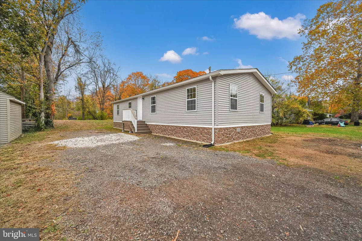 Pottstown, PA 19465,1111 RIVERSIDE DRIVE