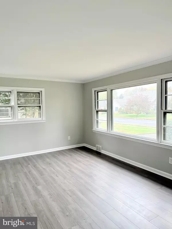 Dover, DE 19904,949 WESTVIEW TER