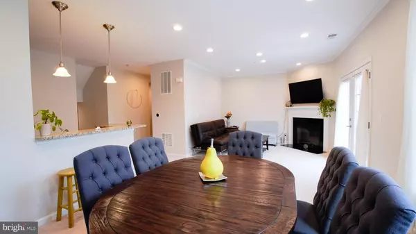 Ashburn, VA 20148,42577 SUNSET RIDGE SQ