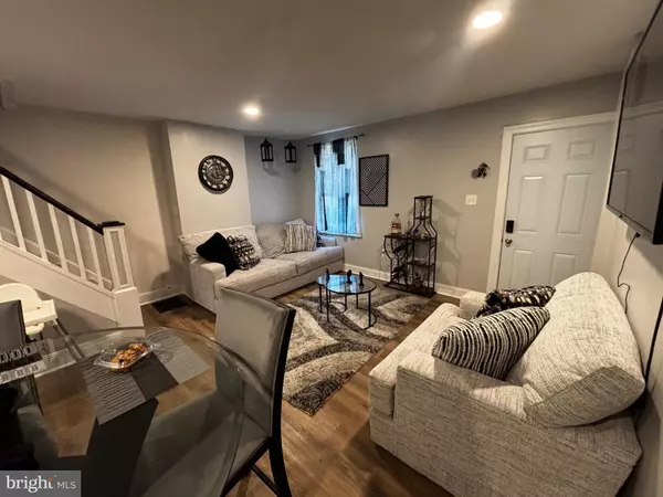 Brookhaven, PA 19015,4 3RD ST