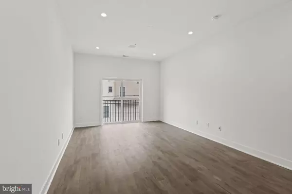 Philadelphia, PA 19146,1244 S 20TH ST #2