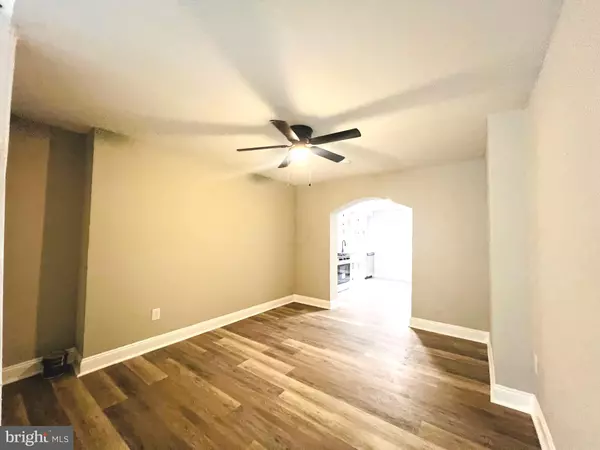 Gloucester City, NJ 08030,215 MIDDLESEX ST